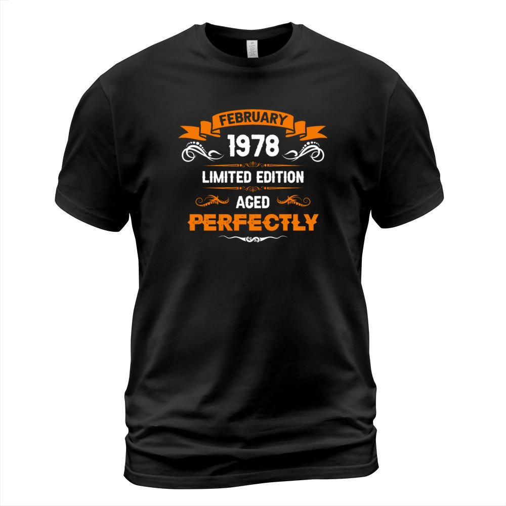 February 1978 Vintage Birthday Present T-Shirt Unisex