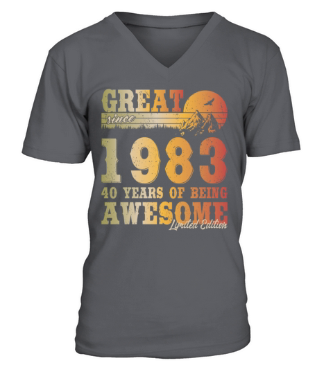 40th birthday vintage 1983 great since 1983 V-Neck T-shirt