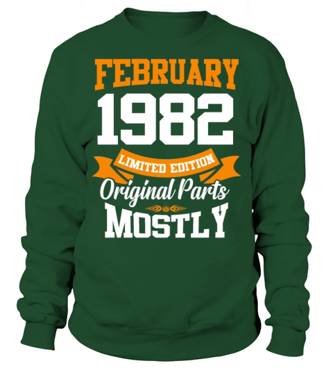 February 1982 Vintage Birthday Present Sweatshirt Unisex