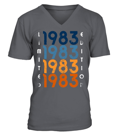 40 Years Vintage 1983 Retro 40th Birthday V-Neck T-shirt