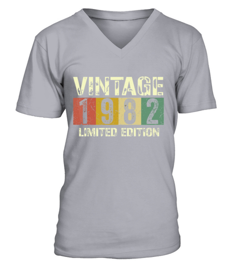Vintage 40 Birthday Decorations Men 40th BDay 1982 V-Neck T-shirt