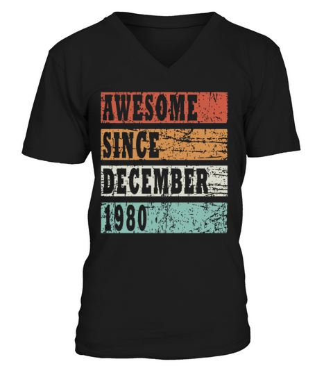 1980 Born In December Retro Gift Idea V-Neck T-shirt