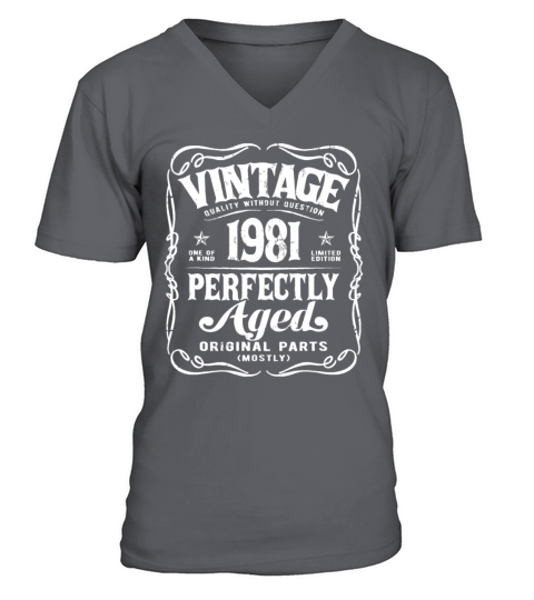 Vintage Born In 1981 Classic Birthdaybirthday born V-Neck T-shirt