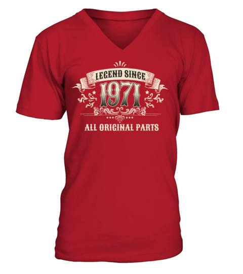 Retro Vintage Birthday Legend Since 1971 V-Neck T-shirt