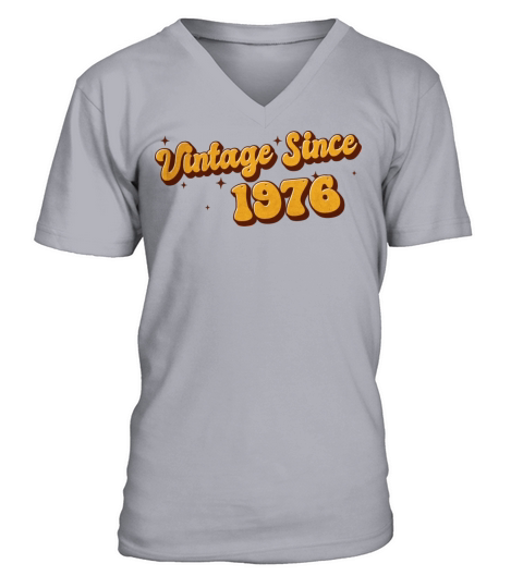 Vintage since 1976 47 Years Old - Groovy 47th V-Neck T-shirt