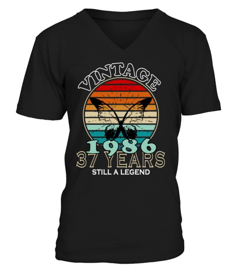 Retro Birthday Year Vintage 1986 V-Neck T-shirt