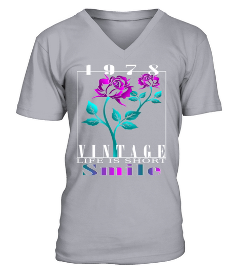 1978 Born Vintage Rose Gift V-Neck T-shirt