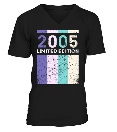 18 Years Vintage 2005 Retro 18th Birthday V-Neck T-shirt