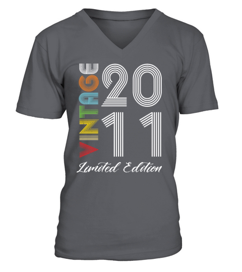 Vintage 2011 Vintage Birthday Retro Vintage V-Neck T-shirt
