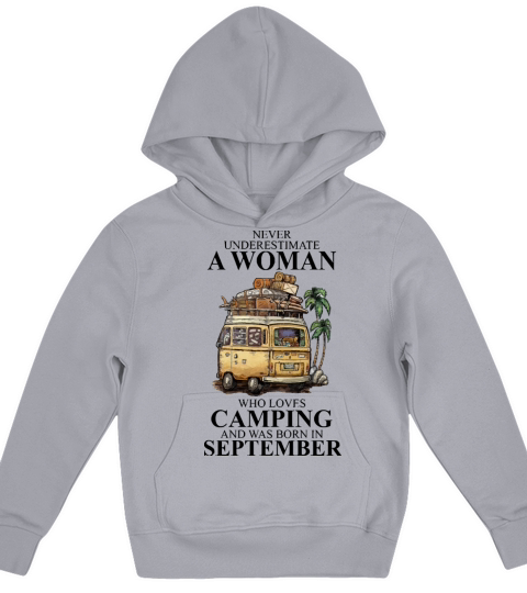 Never Underestimate A Woman Who Loves Cats Kids Hoodie