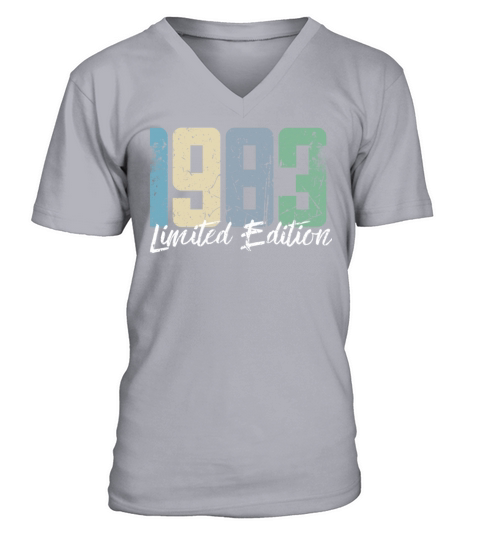 40 Years Vintage 1983 Retro 40th Birthday V-Neck T-shirt