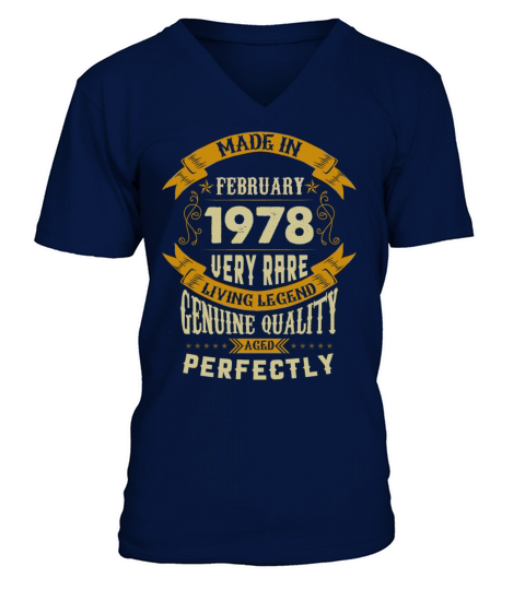 February 1978 Vintage Birthday Present V-Neck T-shirt