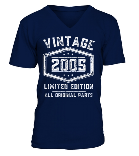 18 Years Vintage 2005 Retro 18th Birthday V-Neck T-shirt