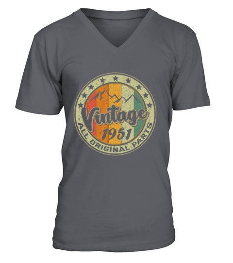 Vintage 1951 Retro 71 Year Old Gift 71st Birthday V-Neck T-shirt