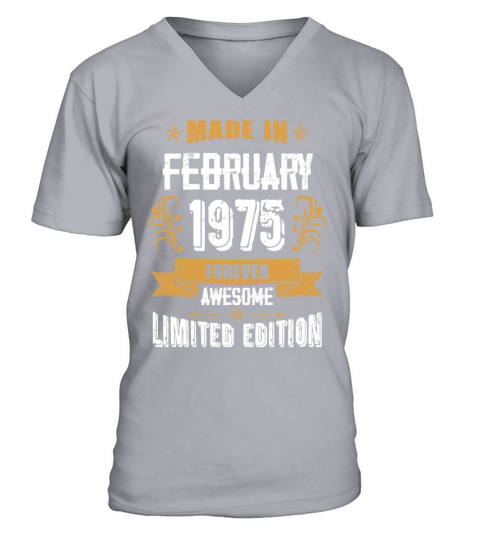 February 1975 Vintage Birthday Present V-Neck T-shirt