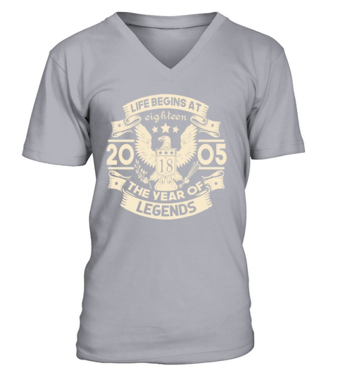 Life begins at 18 years 2005 vintage birthday V-Neck T-shirt