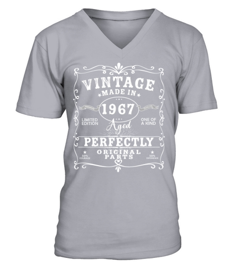 Vintage Made In 1967 Birthday Limited Edition V-Neck T-shirt