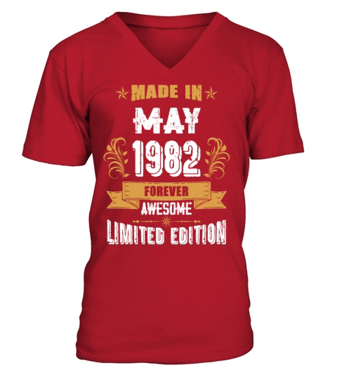 May 1982 Vintage Birthday Present V-Neck T-shirt