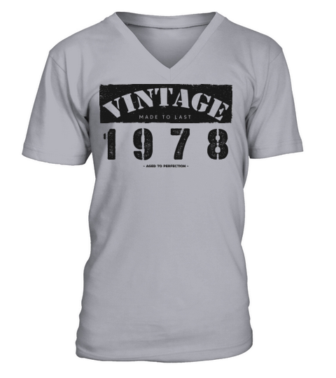 Vintage Classic 1978 45th Birthday - 45 Years Old V-Neck T-shirt