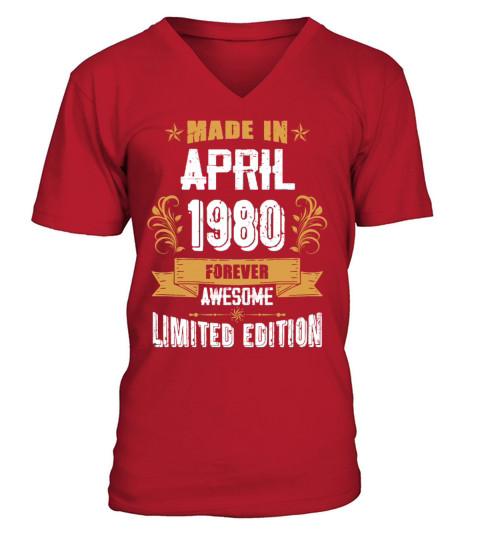 April 1980 Vintage Birthday Present V-Neck T-shirt