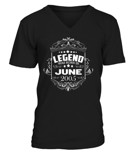 a legend was born in 2005 V-Neck T-shirt