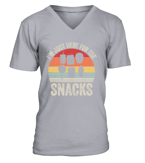 Vintage Retro Im Just Here For The Snacks Familys V-Neck T-shirt