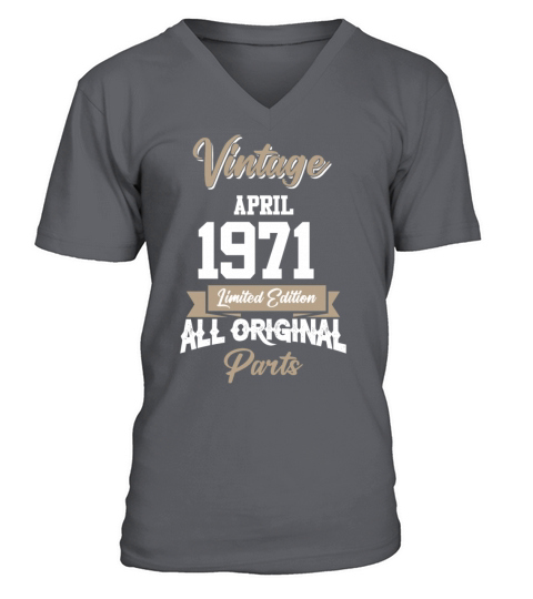 April 1971 Vintage Birthday Present V-Neck T-shirt
