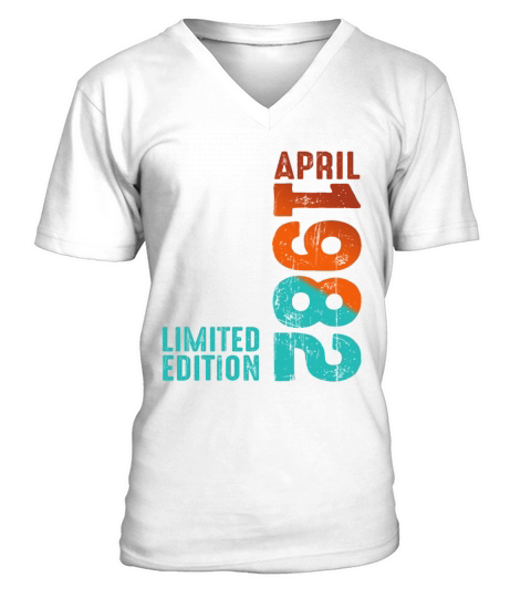 Since April 1982 Year 1982 Retro Vintage 1982 V-Neck T-shirt