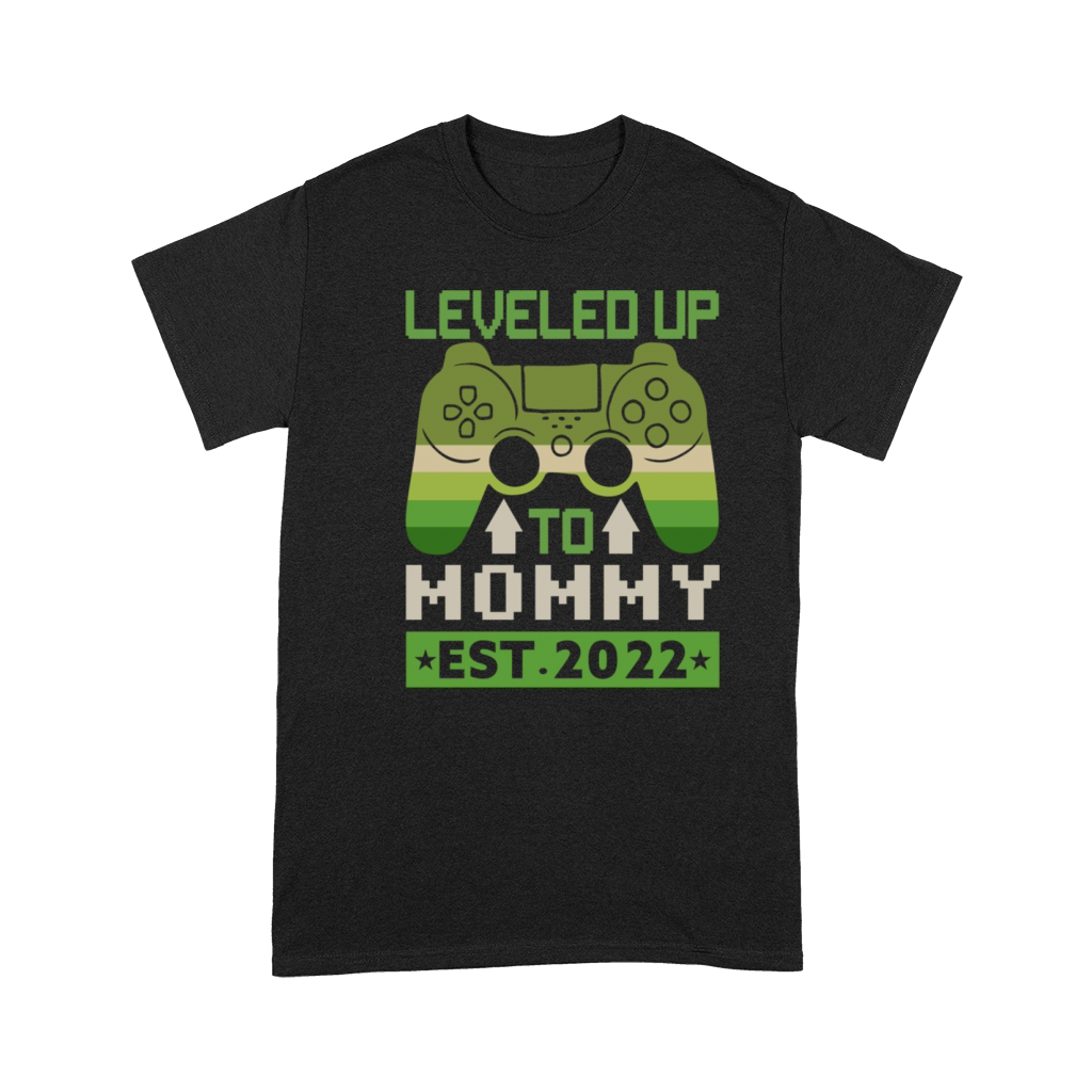 Funny Leveled Up To Mom 2022 - Vintage Promoted To Premium T-shirt